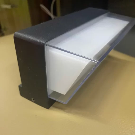 Đèn Tường Ngoài Trời VNT2281T1 20