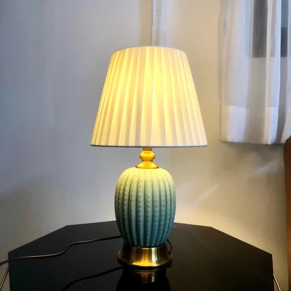Đèn Bàn DB70XANHNGOC 28