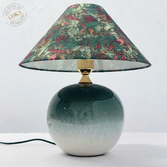 Đèn bàn db92 - thiết kế hiện đại trang trí không gian sống sang trọng.