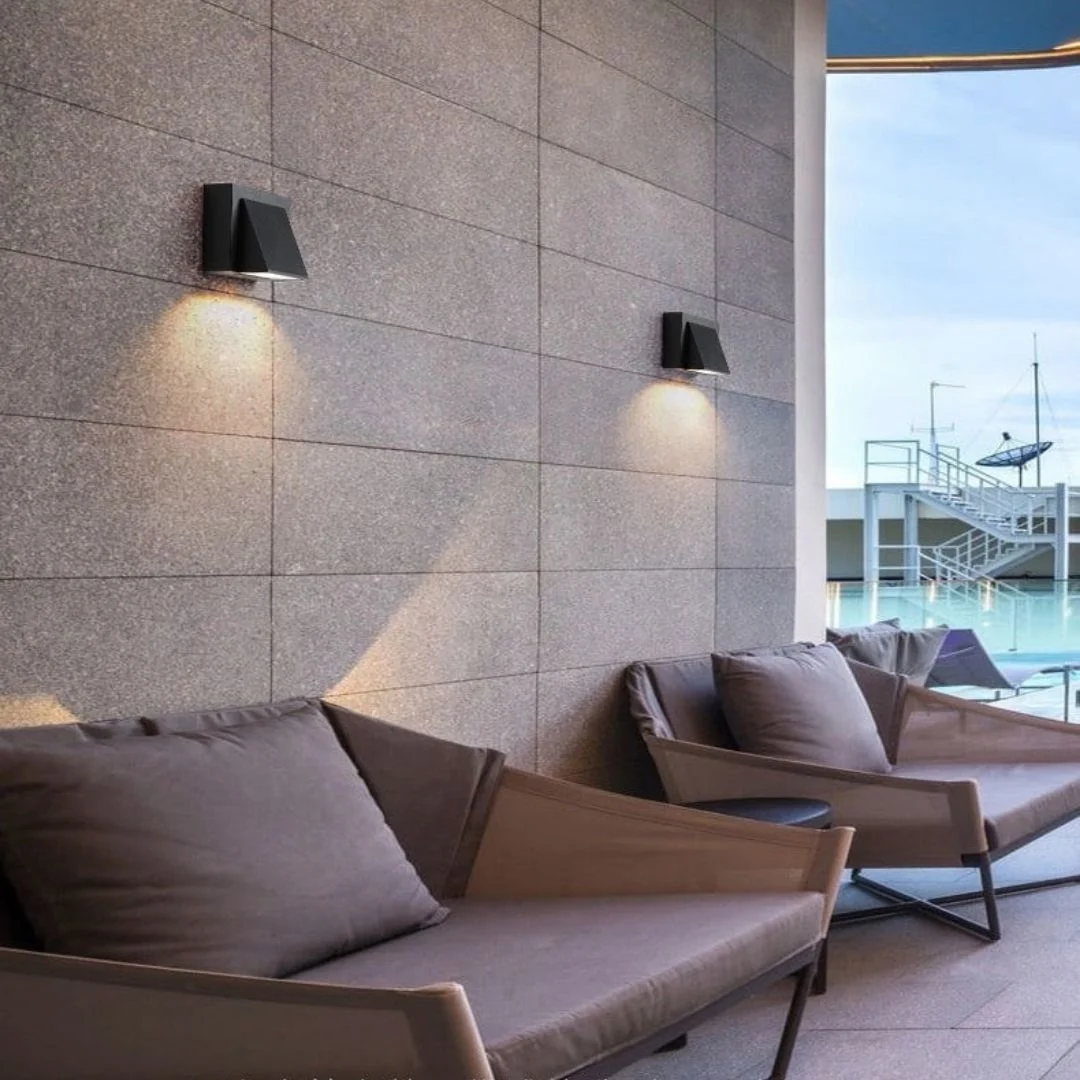 den-tuong-ngoai-troi-vnt2220-10 Đèn Hắt Tường VNT2220 10