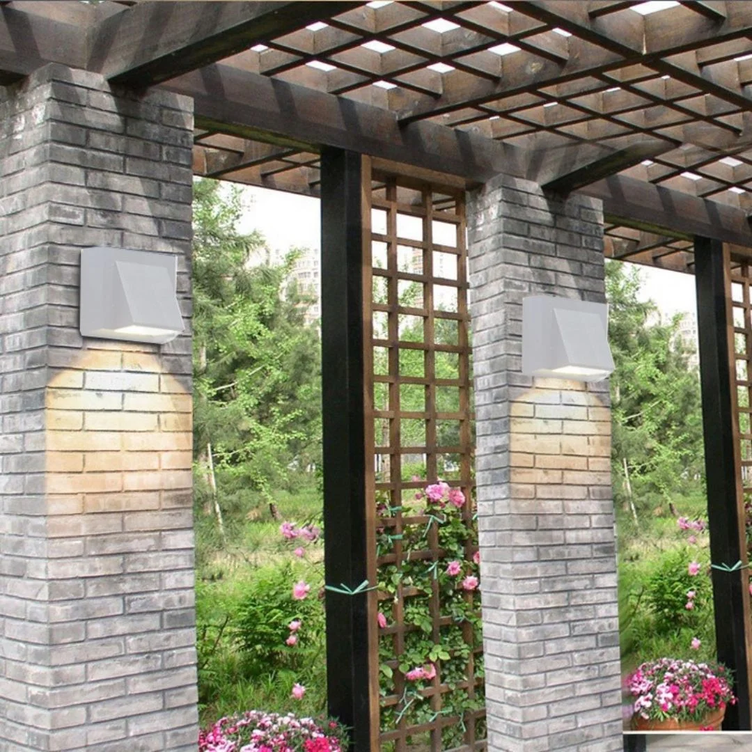 den-tuong-ngoai-troi-vnt2220-9 Đèn Hắt Tường VNT2220 9