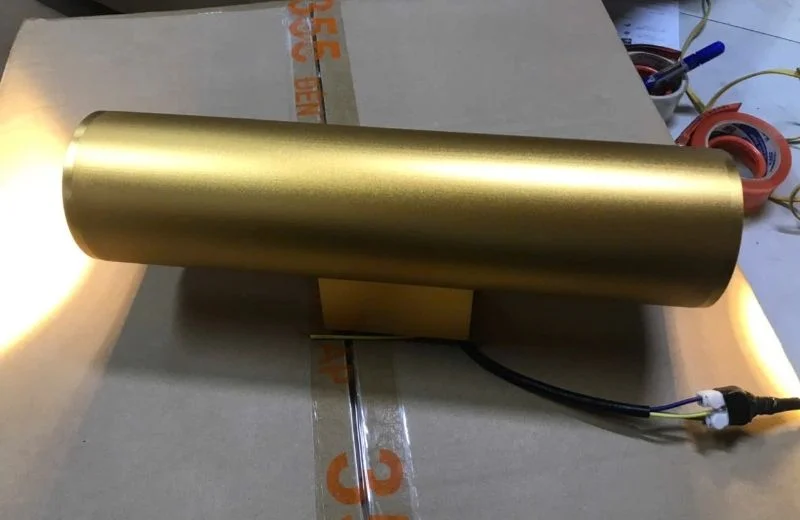 Đèn Hắt Tường VNT2273 2