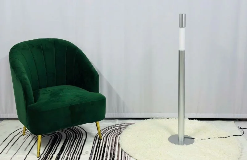 Đèn đứng DD08 thiết kế hiện đại phù hợp với nhiều bố cục nội thất