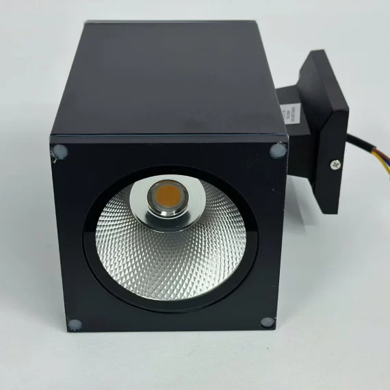 Đèn Hắt Tường VNT212 21