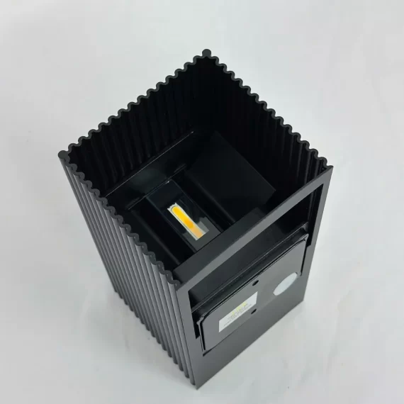 Đèn Hắt Tường VNT2216 9