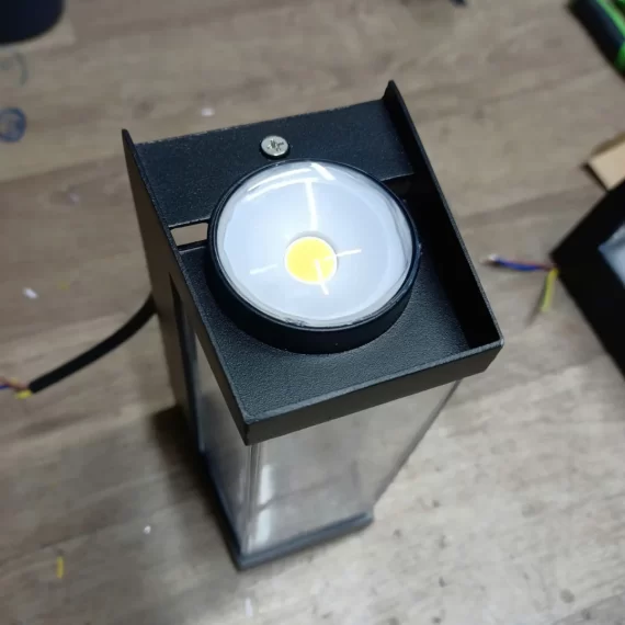 Đèn Tường Ngoài Trời VNT185 21