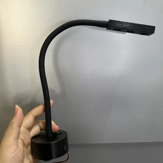 Đèn Rọi Tranh RT08-01- đèn trang trí thiết kế cổ mềm linh hoạt, ánh sáng LED 3000K dịu nhẹ, phù hợp chiếu tranh và đọc sách.