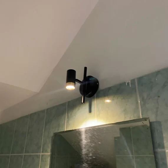 Đèn Rọi Tranh RT91 Hiện Đại – Đèn Soi Tranh Gắn Tường Cao Cấp