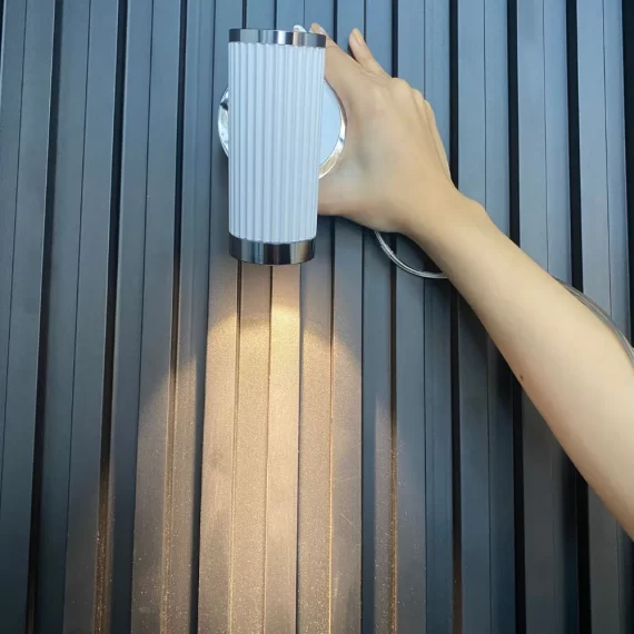 Đèn Rọi Tranh RT9118 Cao Cấp – Đèn Led Chiếu Tranh Hiện Đại