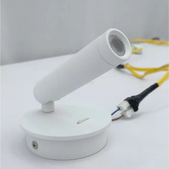 Đèn Rọi Tranh VRT21 thiết kế hiện đại, ánh sáng LED dịu nhẹ, phù hợp chiếu tranh và trang trí nội thất cao cấp.