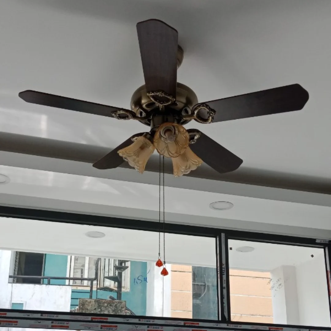 quat-tran-den-qt42001-22.webp