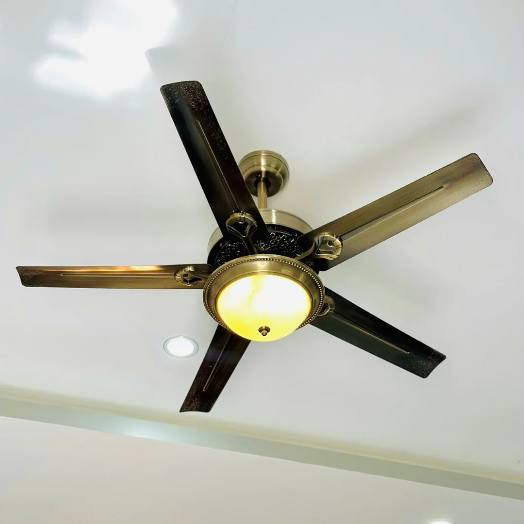 quat-tran-den-qt48011-26.webp